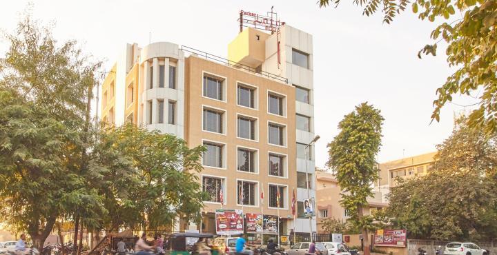Treebo Trend Hotel Parker Αχμπανταμπάντ Εξωτερικό φωτογραφία
