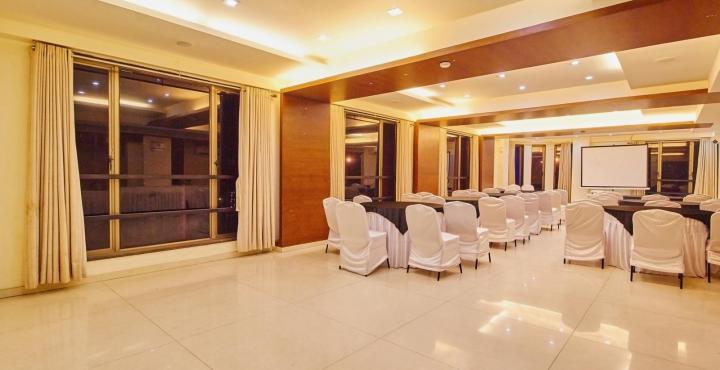 Treebo Trend Hotel Parker Αχμπανταμπάντ Εξωτερικό φωτογραφία