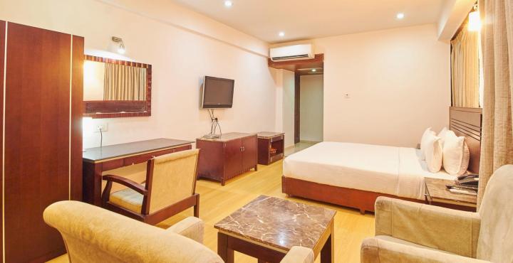 Treebo Trend Hotel Parker Αχμπανταμπάντ Εξωτερικό φωτογραφία