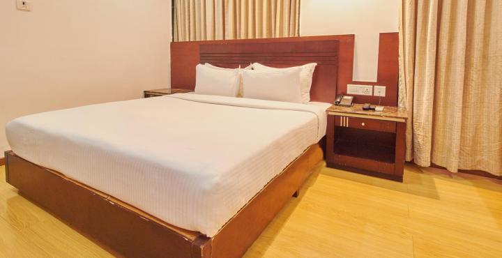 Treebo Trend Hotel Parker Αχμπανταμπάντ Εξωτερικό φωτογραφία
