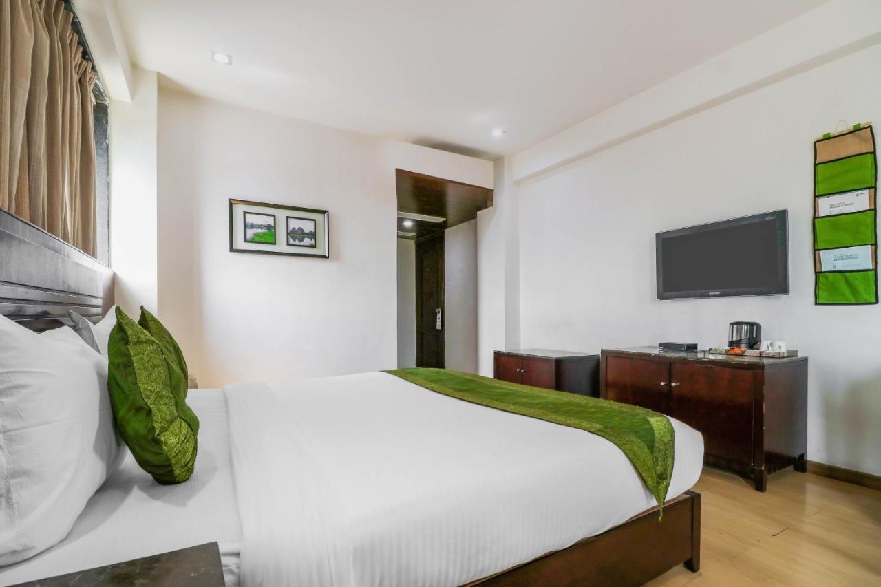 Treebo Trend Hotel Parker Αχμπανταμπάντ Εξωτερικό φωτογραφία