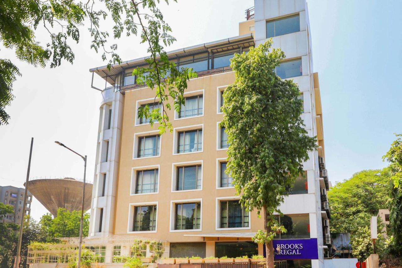 Treebo Trend Hotel Parker Αχμπανταμπάντ Εξωτερικό φωτογραφία