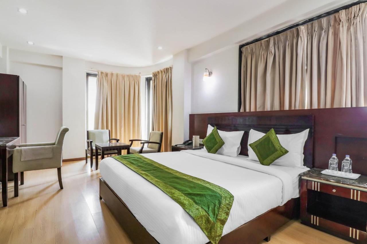 Treebo Trend Hotel Parker Αχμπανταμπάντ Εξωτερικό φωτογραφία